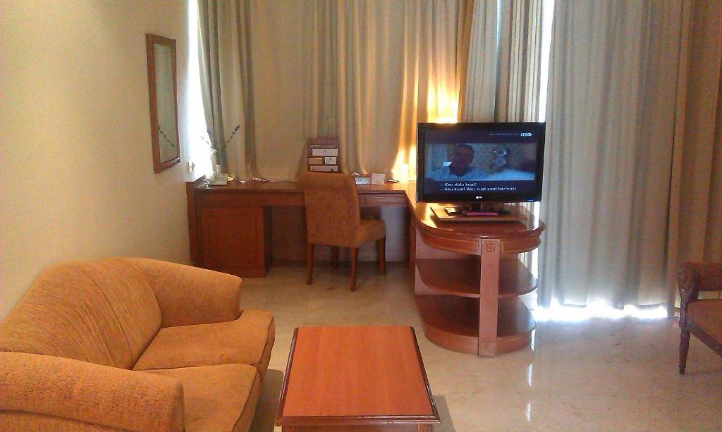 Resor Tuban Tropis Hotel Room photo